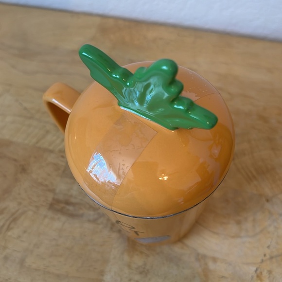 Zootopia Judy Hopps Carrot Mug with Lid 🥕(NWT) - Picture 5 of 7